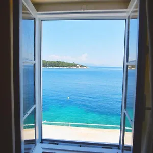 Efi's By The Sea Fiskardo